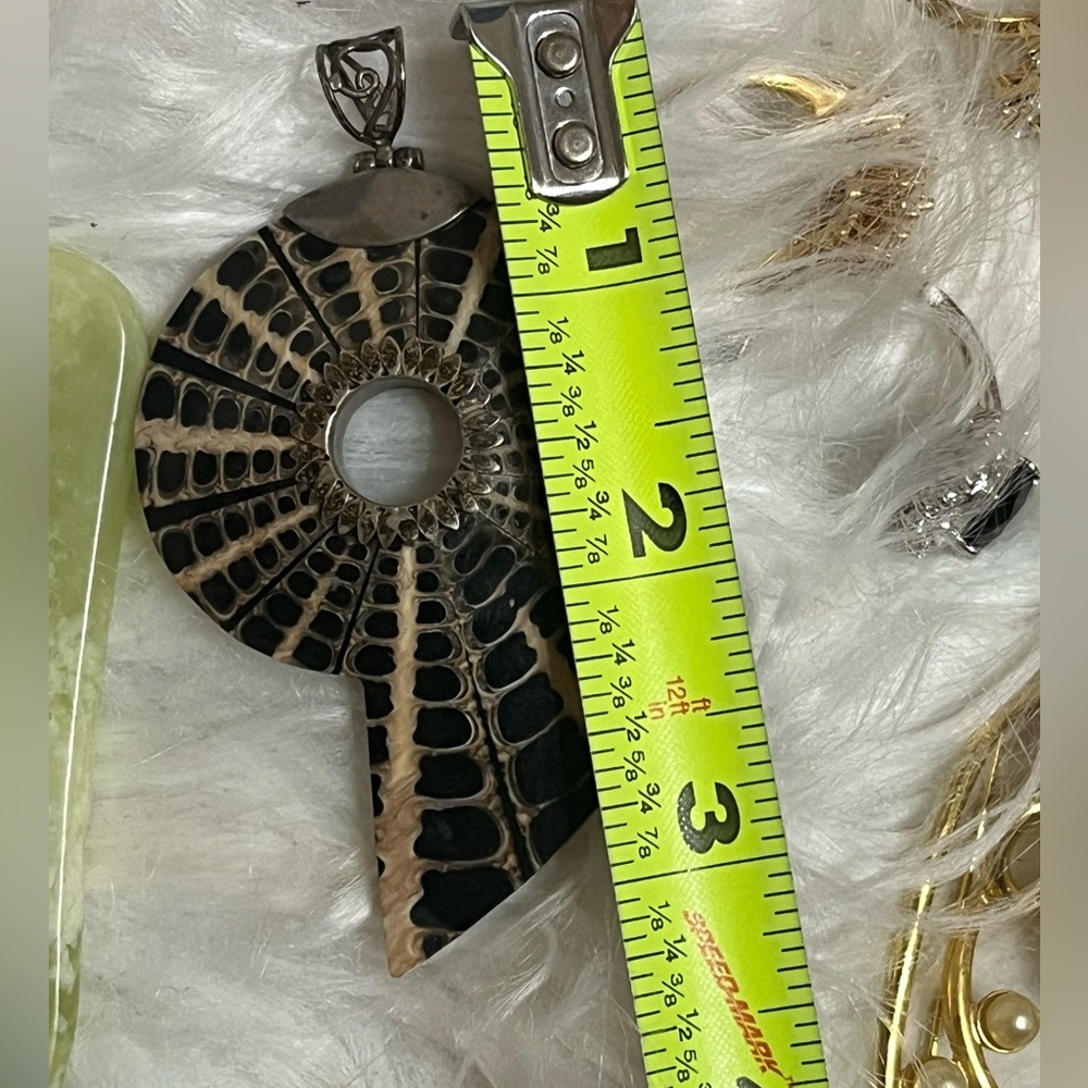 Vintage Sterling Shell Pendant - Picture 10 of 10